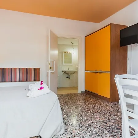 Calliope's - Stella Del Mare Apartment