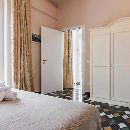 Calliope's - Stella Del Mare Apartment